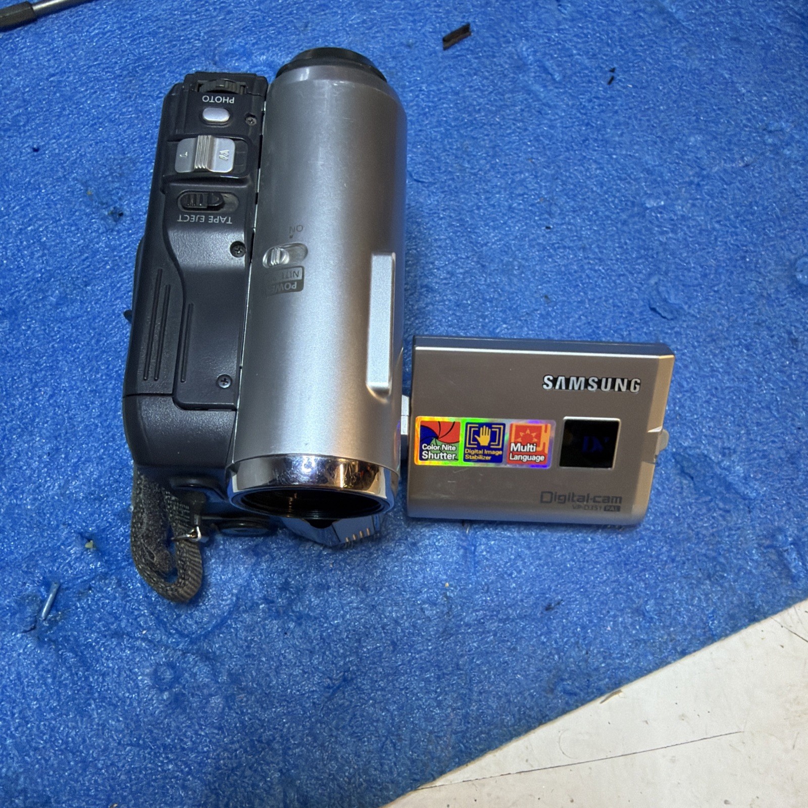 Samsung SC-D353 Mini DV Camcorder -