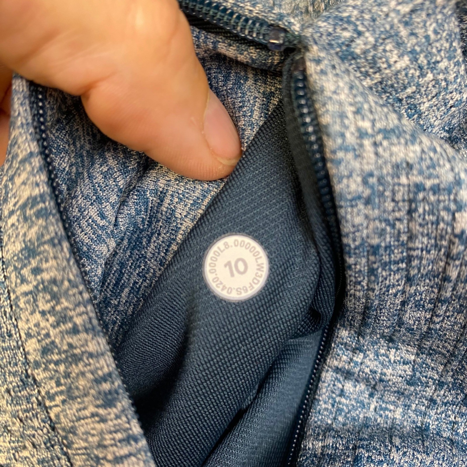 Lululemon Engineered Warmth Half Zip Pullover Top… - image 4