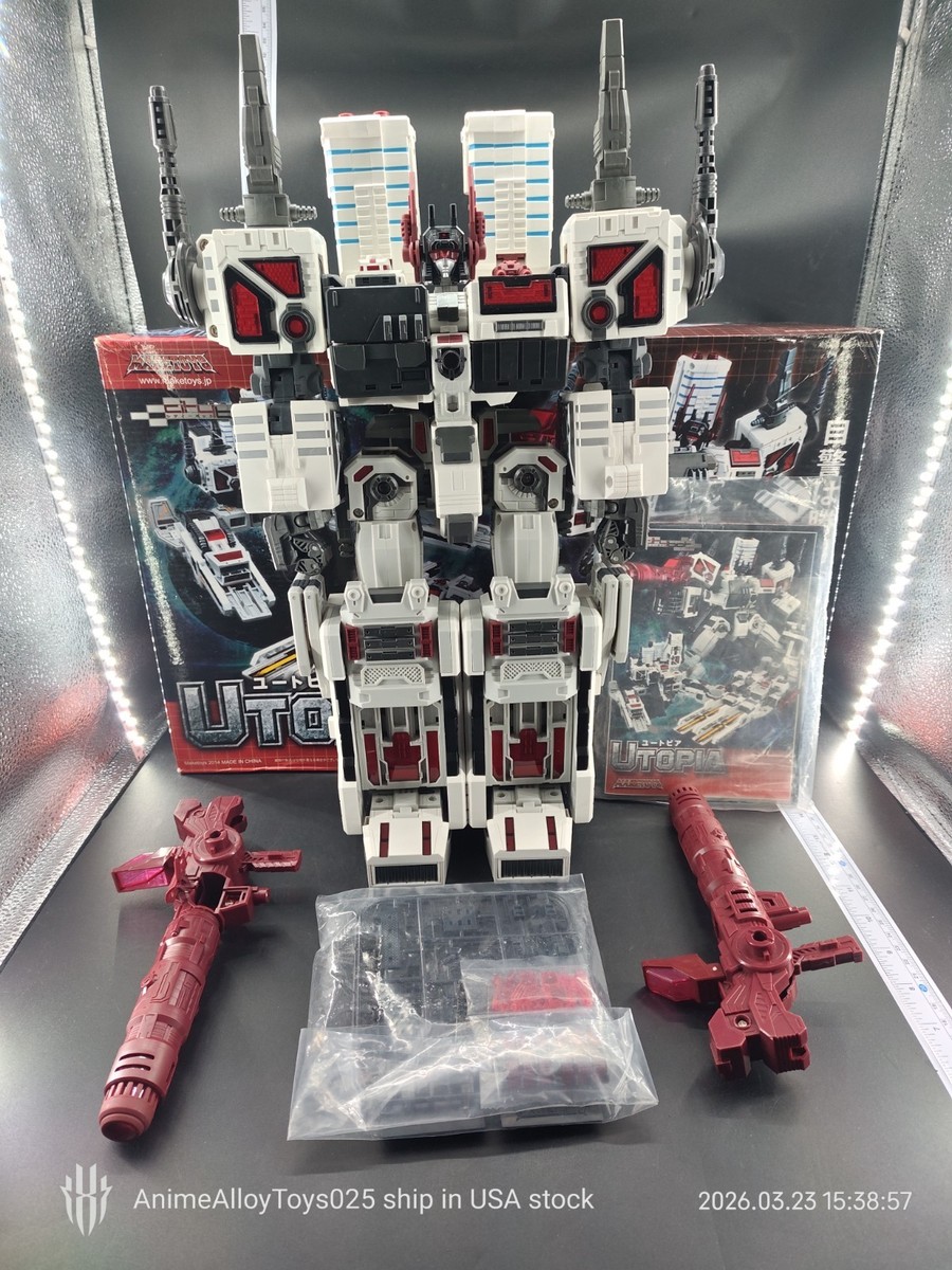 MakeToys Transformation Toys MCB-02 Utopia w/ bonus Clear Red bot