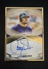 2021 Topps HoF Edition Transcendent Collection Autographs Larry Walker #THOF-LW