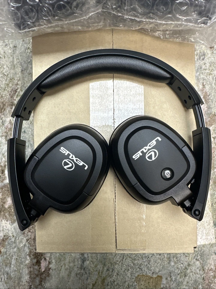 Auriculares inalámbricos OEM Lexus PT922-00160 DVD Auriculares de entretenimiento (Juego de 2) Foto 3 de 4