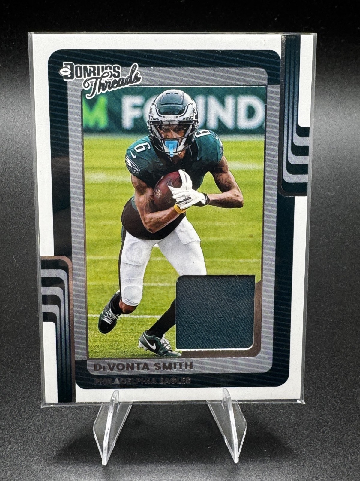 2025 Panini Donruss Devonta Smith Donruss Threads Patch #DTH-DSH Eagles