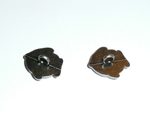 Fish Sunfish Cast Metal Shank Buttons Antique Silver Finish 11/16" Two Fish - Picture 5 of 6