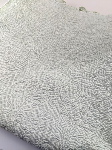 100% Cotton Matelasse Queen 92x88 Coverlet Quilted Cottage Core Grandma Core
