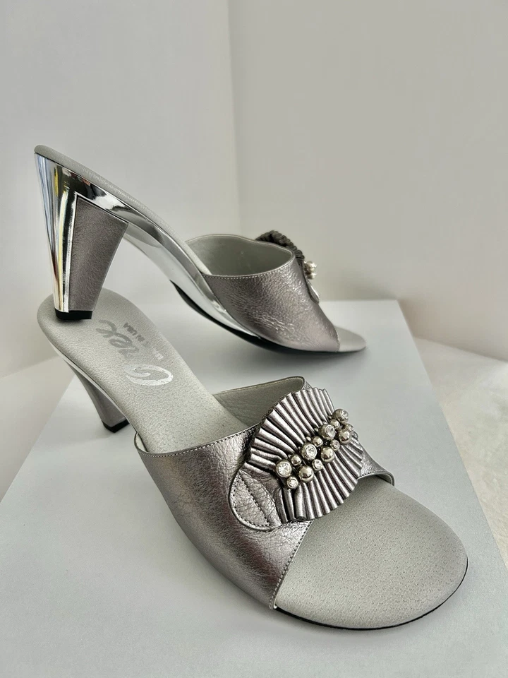 Sandalias Onex metálicas plateadas de cuero nuevas sin caja Foto 2 de 4