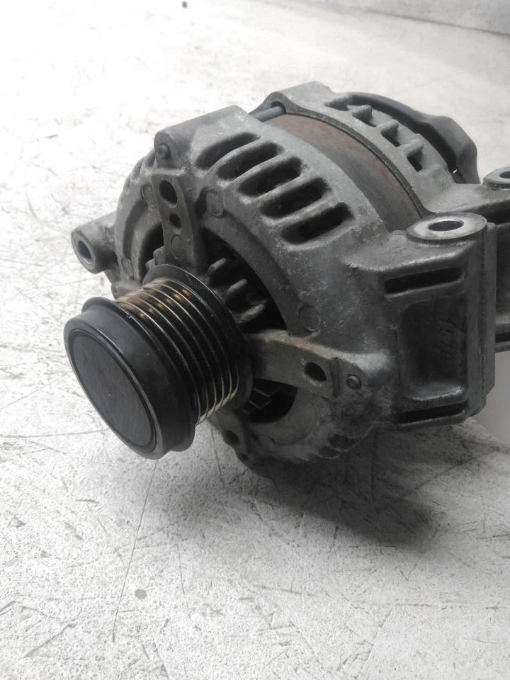 Alternador compatível com 11-20 CARAVAN 2991465 - Imagem 2 de 4