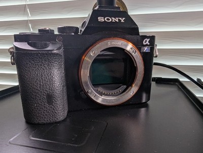 Sony Alpha a7S Cinema Bundle - Sony Battery Grip, Batteries, & Zoom H1 recorder