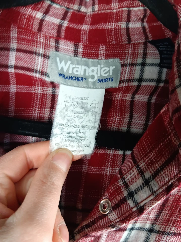  Wrangler Pearl Snap Plaid Shirt Men’s Large Red Tall Man Western  - Image 3 of 4