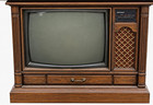 Magnavox Vintage CRT Television Wood Cabinet Console TV w Speaker Grille