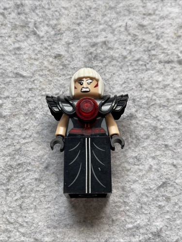LEGO Batman Magpie Villain Minifigure 70903