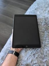 Apple iPad 10.2-inch, 9th Gen, A2602 Wi-Fi, 256GB, Gray