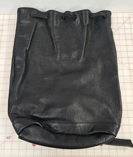 Robert Cheau Backpack 100% Leather Black Rucksack Bag USA Bucket Single Strap