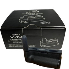 New FUJIFILM VG-XT4 Vertical Battery Grip for X-T4 Mirrorless Digital Camera