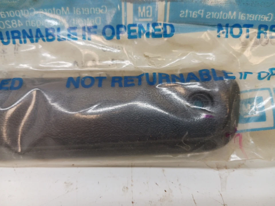 Новая оригинальная внутренняя верхняя боковая отделка GM RH 14058022 1991-92 Chevrolet S-10 (Bin37) - Изображение 2 из 4