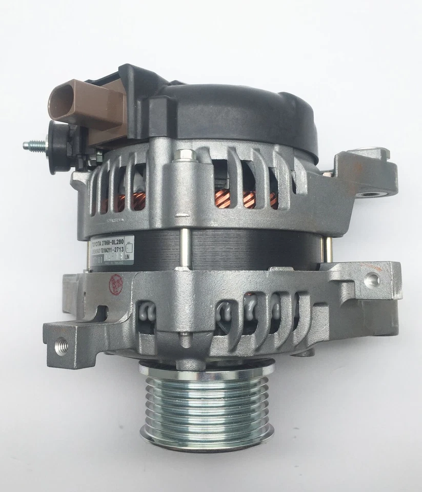 Fits Toyota 27060-0L280 27060-0L190 Alternator and Regulator Hilux diesel 12v - Image 2 of 4