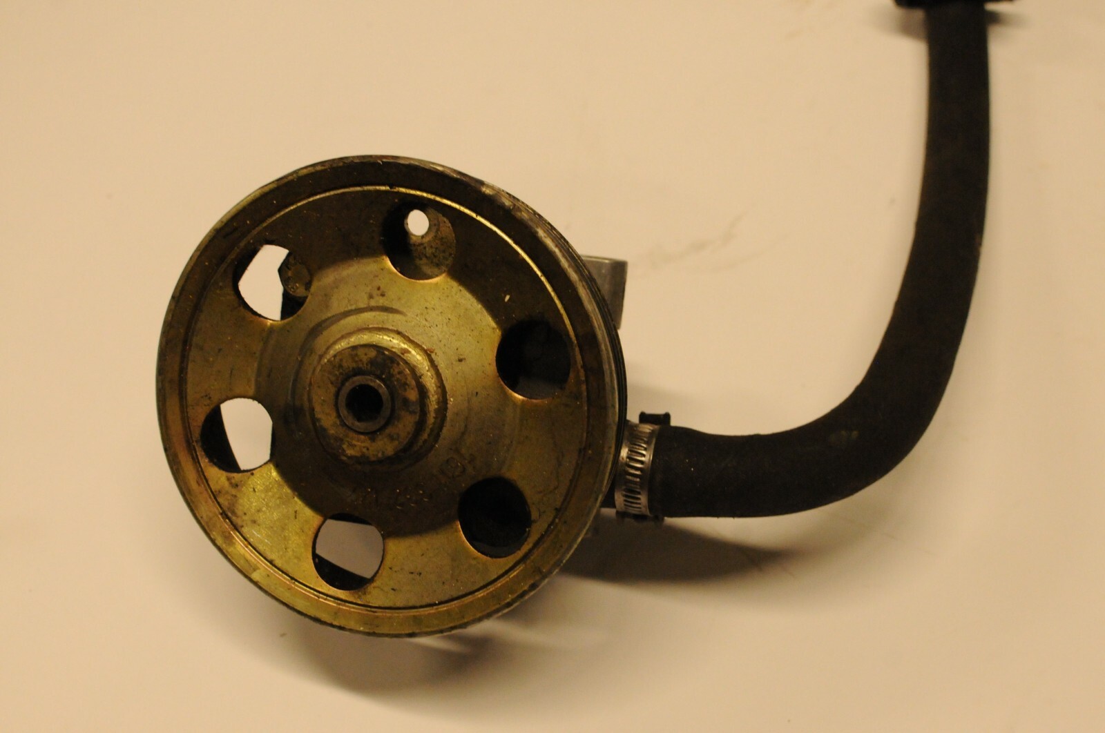 2001-2005 MASERATI GRANSPORT GT 4.2L V8 POWER STEERING PUMP OEM 187920