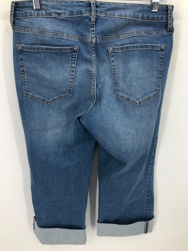 Ralph Lauren Chaps Jeans Womens 8 Cuffed Hem Straight Leg Medium Wash Blue Jeans - Picture 2 of 7