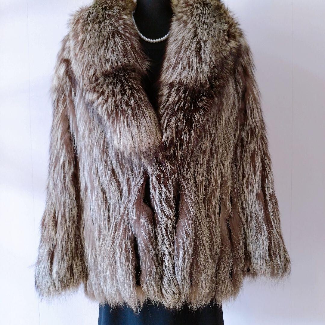 SAGA FOX ⭐︎リメイク品⭐︎ジレ⭐︎豪華 Saga Fox Royal Rotiny Silver Fur Coat Size M | eBay