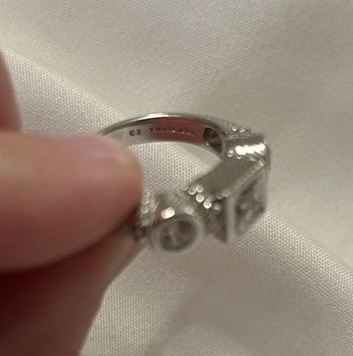 Judith Ripka Sterling Silver And Cz Three  Stone Band Ring Size 6 - Image 4 of 4