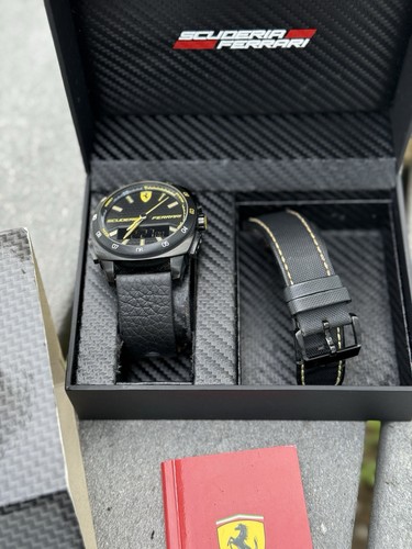 Scuderia Ferrari Black Watch for Men digital/analog - Picture 7 of 11