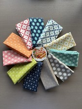 Moda Fabrics Simply Delightful 11 piece Fat Quarters Quilting Bundle 18x22"