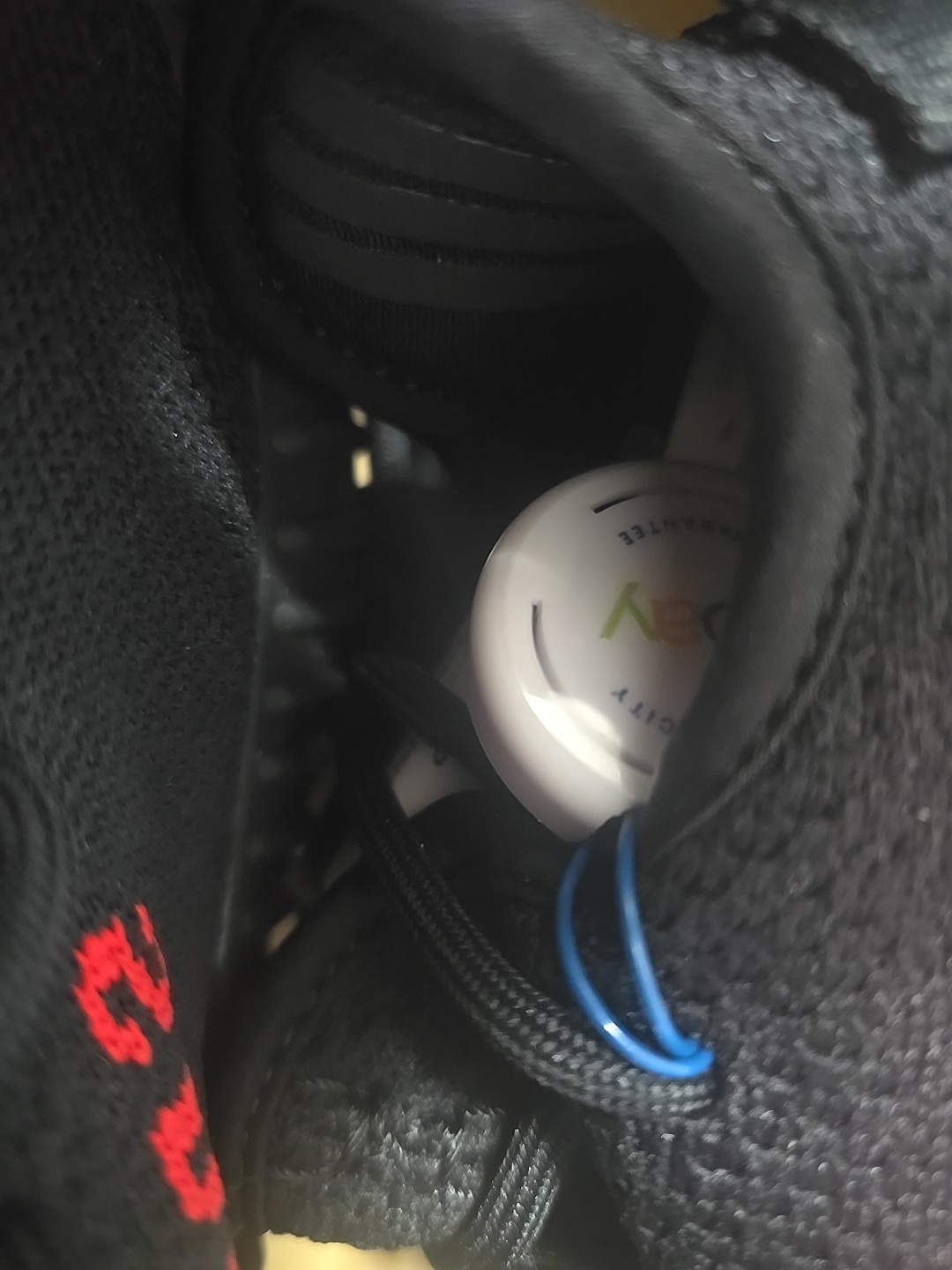 Size 5.5 - adidas Yeezy Boost 350 V2 Bred thumbnail 7