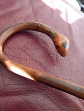 Ancienne et Jolie  canne de marche antropomorphe : tête de vipère