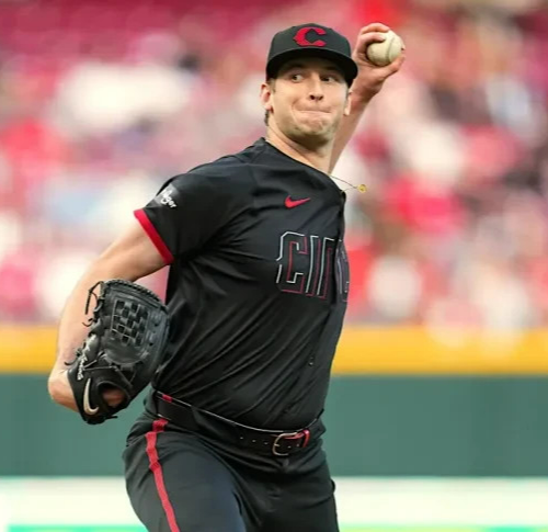 Nick Lodolo signiertes Cincinnati Reds City Connect individuelles Stil Trikot (Beckett) - Bild 6 von 8