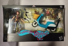 Hasbro Marvel Legends The Unbeatable Squirrel Girl Ultimate Riders Scooter