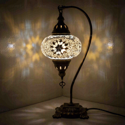 Weiße türkische Mosaik Schwanenhals Lampe - handgefertigte marokkanische Tischleuchte