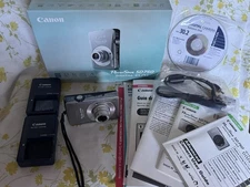 Canon PowerShot SD750 7.1MP Digital Elph Camera 3x Optical Zoom Lines On Screen