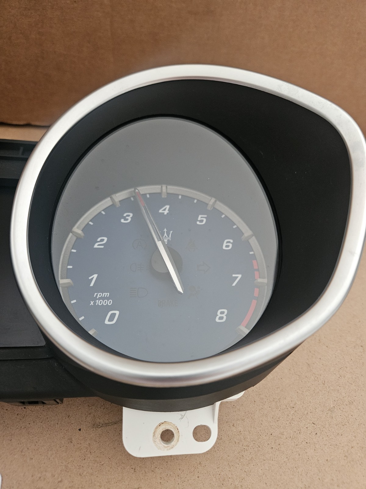 Maserati Ghibli 2014 Instrument cluster P/N 670009777