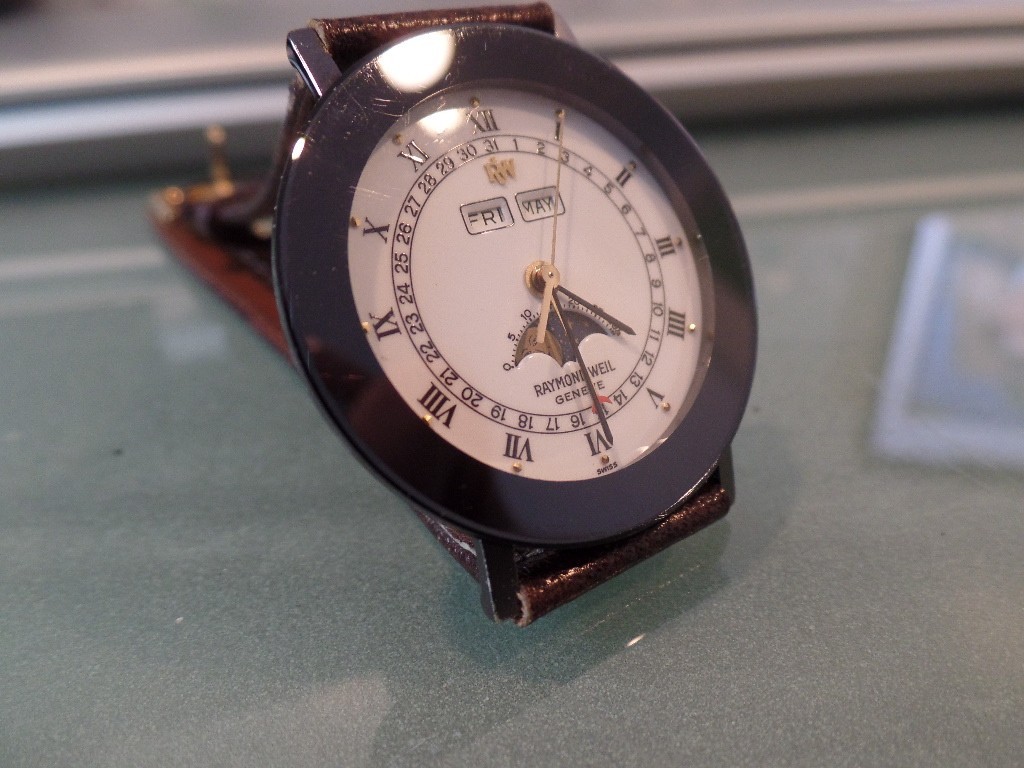Raymond Weil Mens Moonphase Calendar Quartz 5407 View 3
