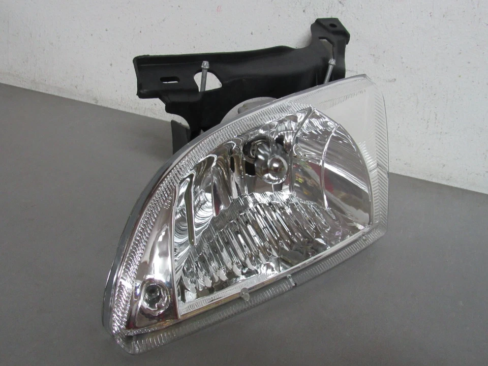 2000 2002 CHEVROLET CAVALIER LEFT SIDE HEADLIGHT - Image 3 of 4