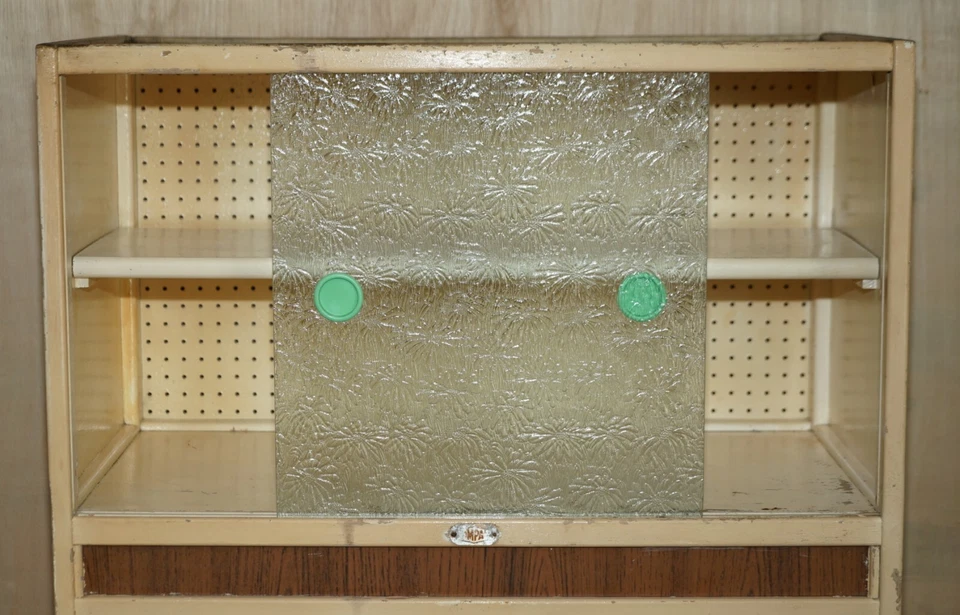 Классный ретро оригинальный английский кухонный шкаф для галантереи Larda 1950-е - Изображение 4 из 4