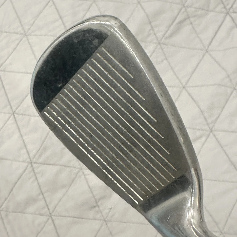 Power Bilt Tour Bilt 9 Iron Powerbilt Tour Bilt Ladies Flex Graphite 35 1/4” RH - Image 3 of 4