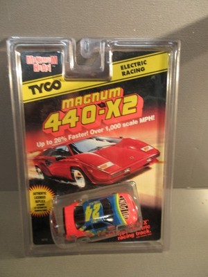 Scalextric C762 FX Team Kwik-Fit 25th Anniversary 1/32 Slot Car