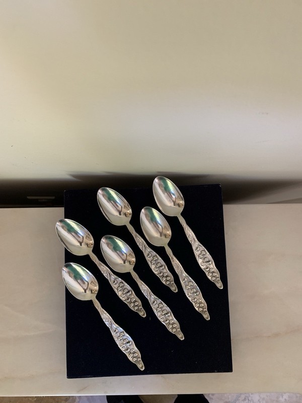 Whiting Sterling Silver “Lily of the Valley” Soup or Dessert Spoons set of 6