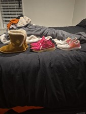 pacchetto affare uggs 1.5y ua 1.5y nike 2y