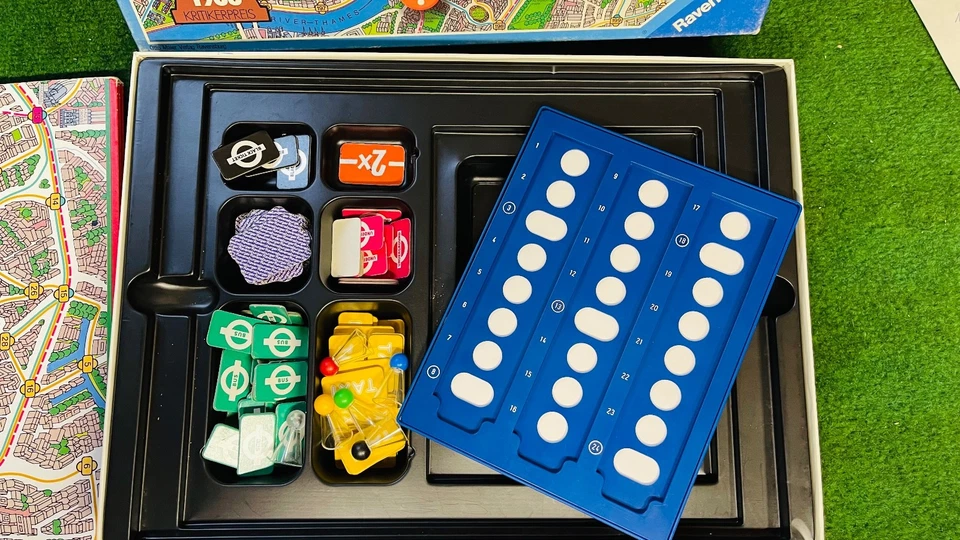 RAVENSBURGER - SCOTLAND YARD - JAGD NACH MISTER X - SPIEL DES JAHRES 1983 - Bild 3 von 4