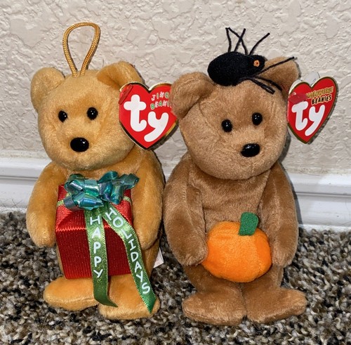 Nice Lot Of 2 Jingle Beanie Baby Christmas Ornaments - Gifts and Hocus