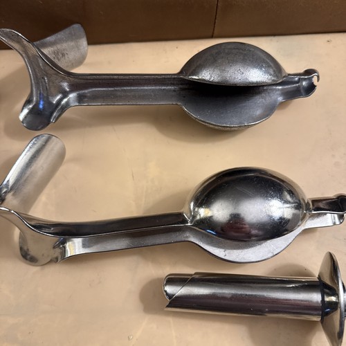 Lotto di 11 strumenti chirurgici speculari vaginali e anali e pesati inox - Foto 2 di 19