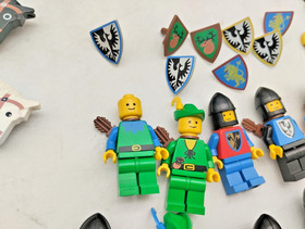 Lego Castle Knights Bundle Bundle Figures 6066 6073 6054 Forestman Castle Horses