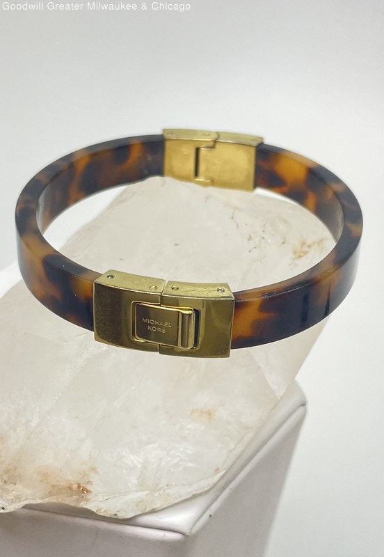 Gold Tone Michael Kors Leopord Print Bangle Bracelet 16.9g
