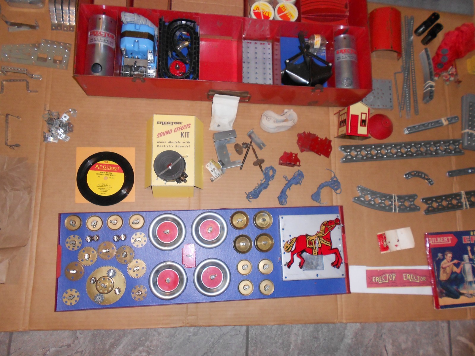 A C GILBERT MASTER BUILDER ERECTOR SET WITH SOUNDS EFFECTS 10093 INVENTORIED