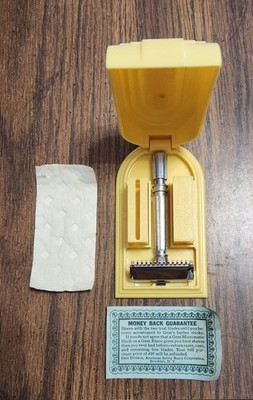 Vintage Gem Micromatic Safety Razor & Warranty Card in Bakelite Art Deco Case