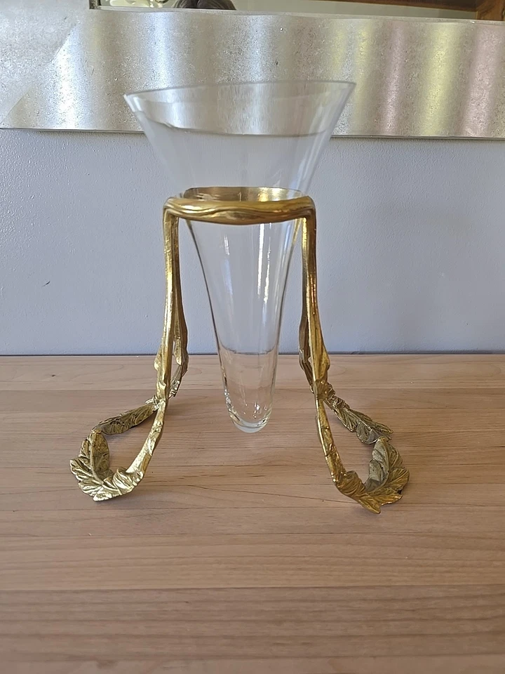 Bombay Co Empergne Floating Glass Flower Vase Ornate Brass Gold Stand Leaf 1990 - Image 2 of 4