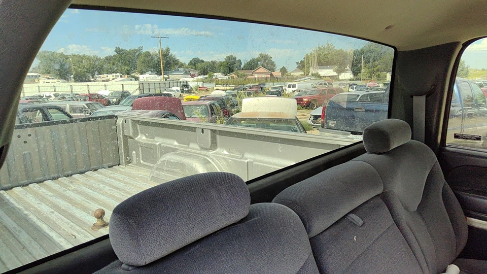 Sierra 2500 HD 1999-2007 ventana trasera de vidrio OEM 15198870 Foto 2 de 3