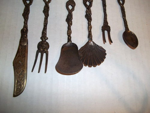 6 Vintage Silver Plate Figural Serving Utensil Set Italy MCM Renaissance Gothic - Picture 4 of 10