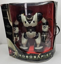 RARE 2005 14" WowWee Robosapien Humanoid Glow in the Dark Robot Complete